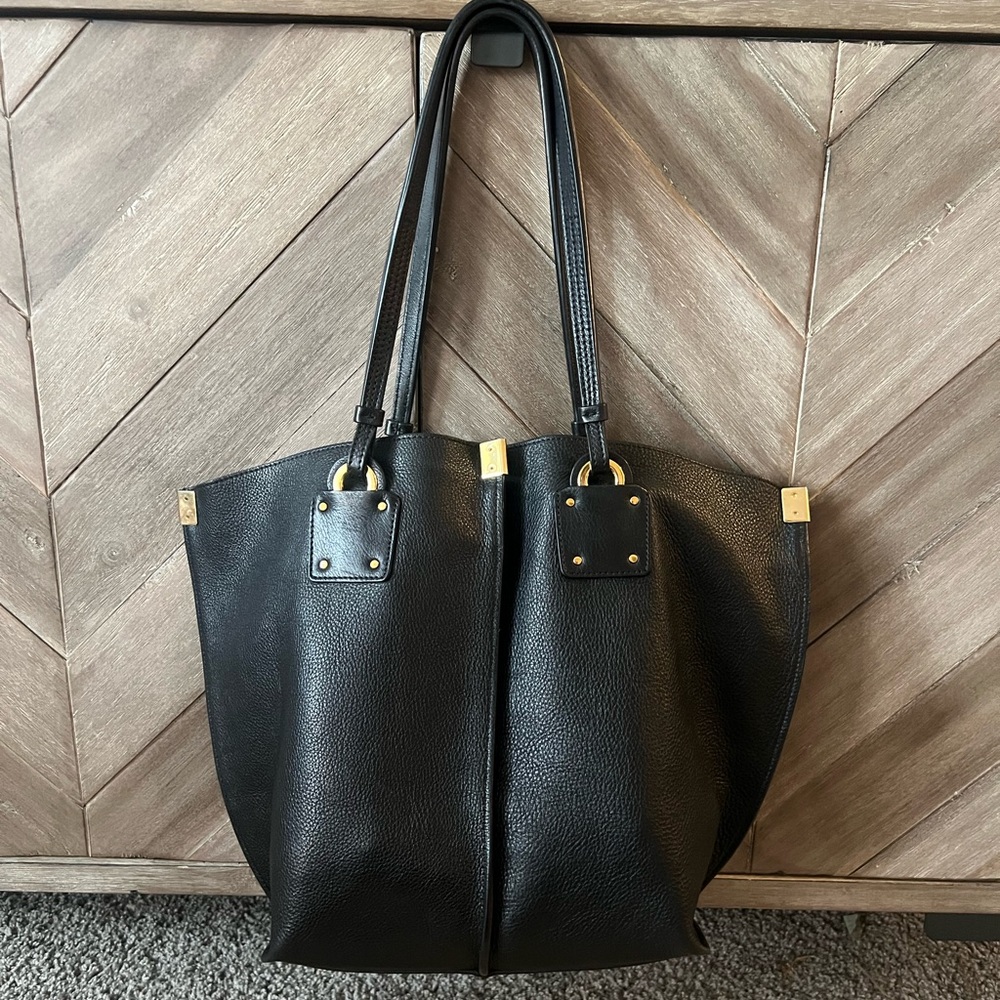 Chloe Vick Tote Black Leather - Picture 3 of 16